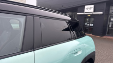 MINI Aceman 135kW E Classic 43kWh 5dr Auto Electric Hatchback